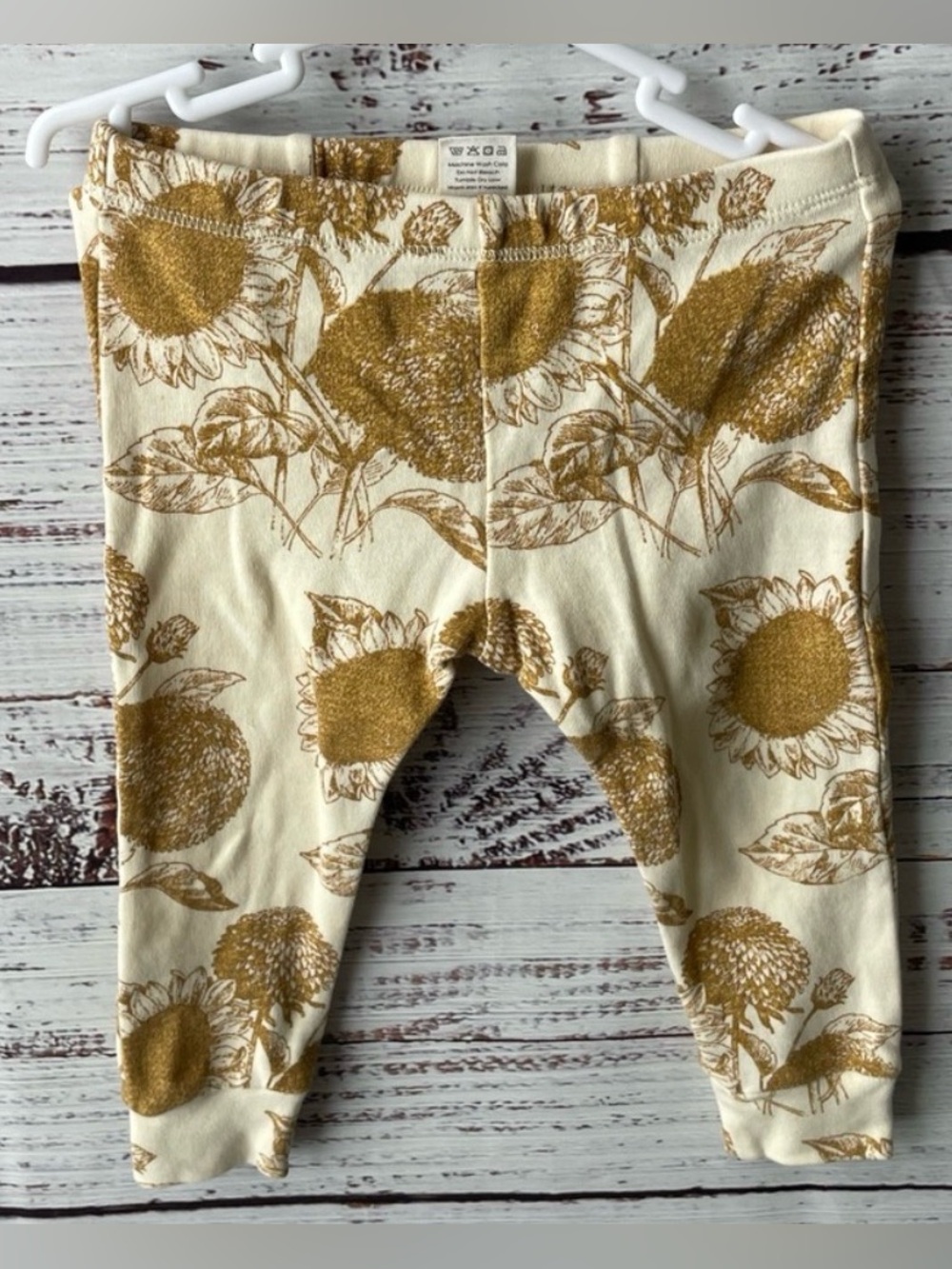 Kate Quinn // Classic Sunflowers Cream and Gold Two Piece Cotton Pajama Set - Picture 5 of 6